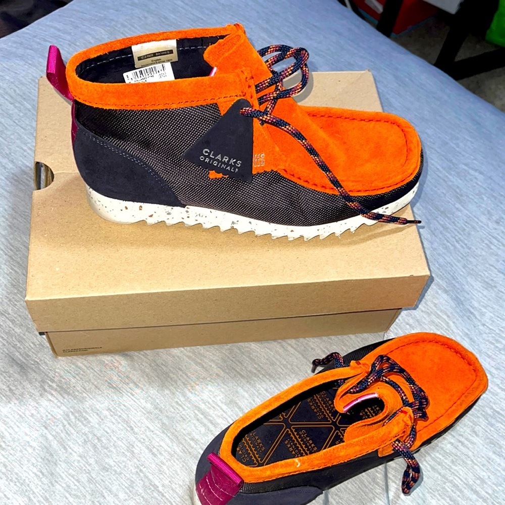 Clarks/Wallabee. Orange, blue and fuchsia with extra strings(blue)
